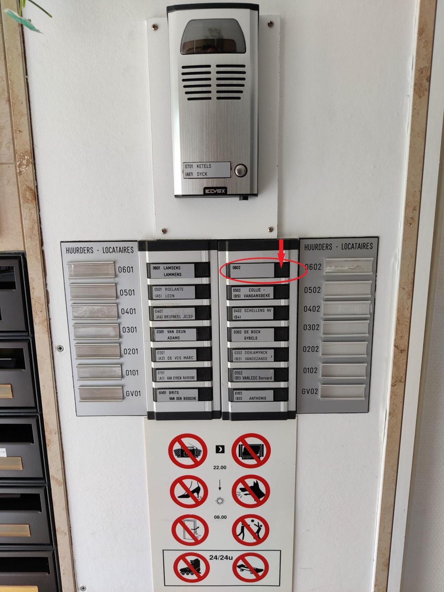 Recent Vernieuwd Appartement Met Zeezicht En Een Gratis Parkeerplaats Koksijde Exterior foto