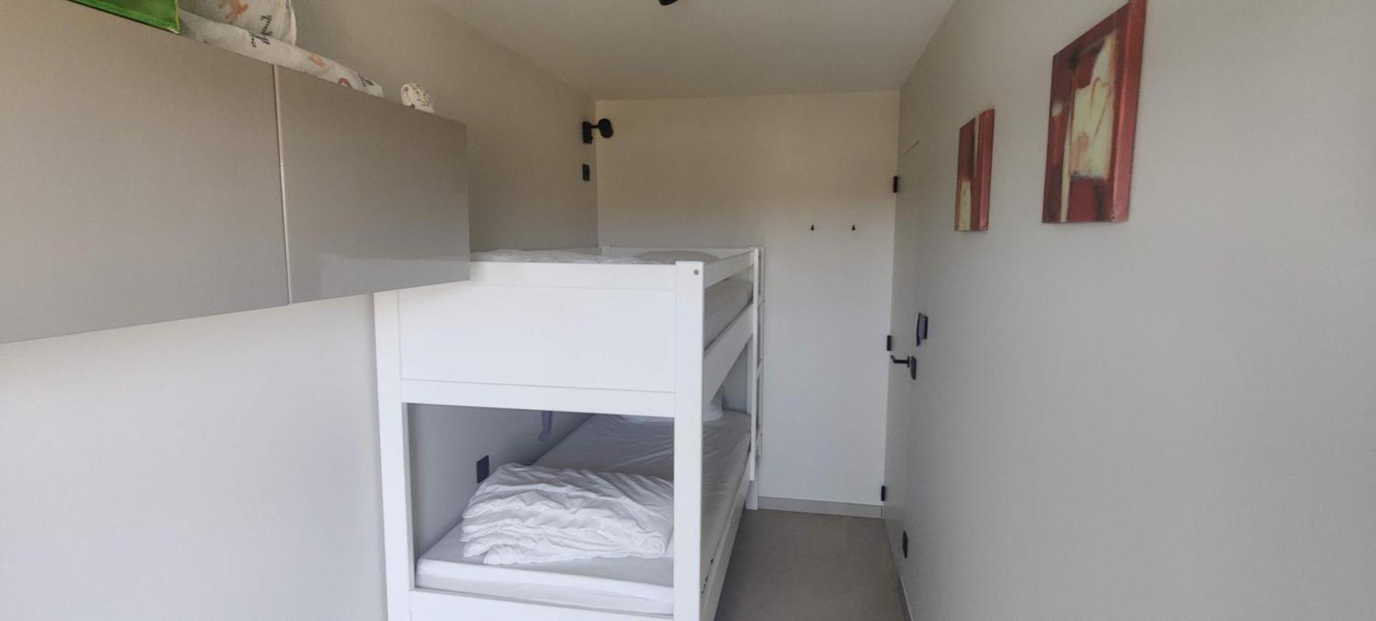 Recent Vernieuwd Appartement Met Zeezicht En Een Gratis Parkeerplaats Koksijde Exterior foto