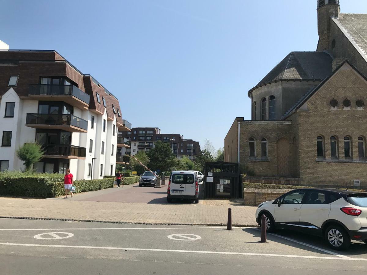 Appartement Met Zeezicht, 2 Balkons N & Z Met Prachtig Verzicht En Een Gratis Parkeerplaats Koksijde Exterior foto